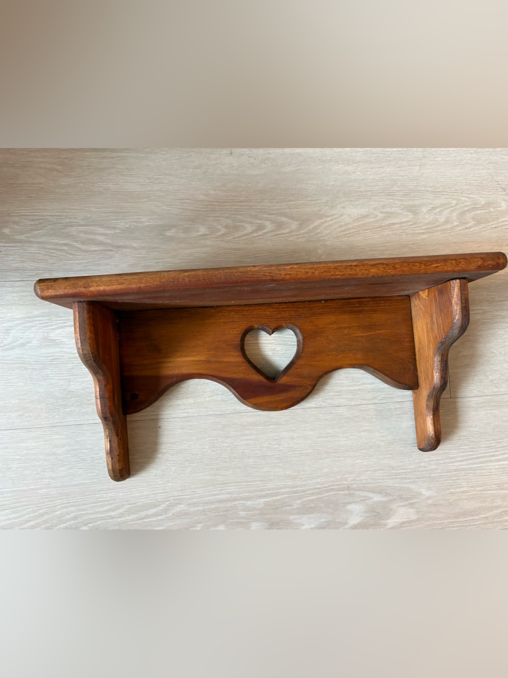 18” Cottagecore Wooden Heart Wall Shelf🤎✨ - Picture 4 of 14
